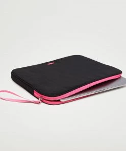 Mango Quilted Laptop Case Black -Mango Jewellery Wallets Belts For Women Sales unnamed file 1294