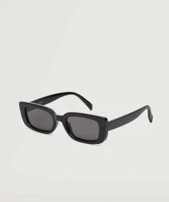 Mango Squared Frame Sunglasses Black -Mango Jewellery Wallets Belts For Women Sales unnamed file 1877