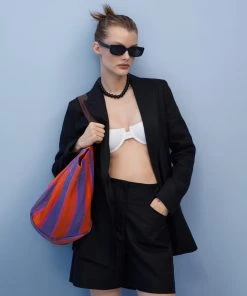 Mango Squared Frame Sunglasses Black -Mango Jewellery Wallets Belts For Women Sales unnamed file 1880