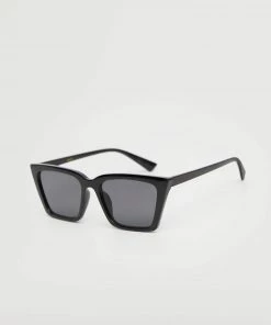 Mango Acetate Frame Sunglasses Red -Mango Jewellery Wallets Belts For Women Sales unnamed file 1888