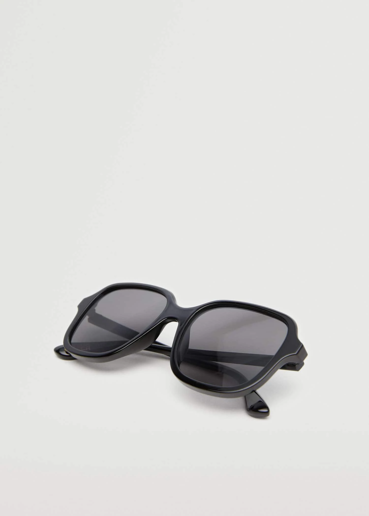Mango Acetate Frame Sunglasses Black 10 Mango Acetate Frame Sunglasses Black - Image 10