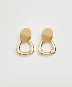 Mango Metal Pendant Earrings Gold